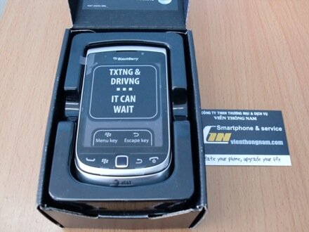 blackberry-torch-2-9810-1