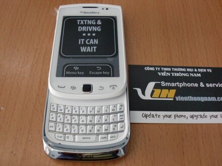 blackberry-torch-2-9810-6
