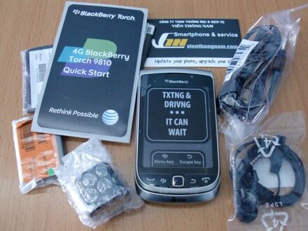 blackberry-torch-2-9810-phu-kien