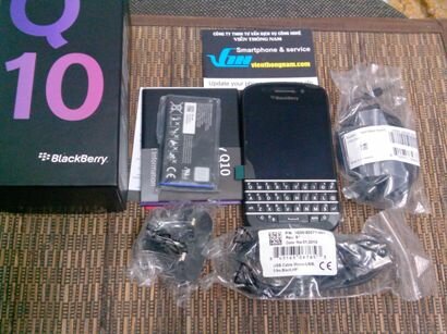 may-va-phu-kien-bb-q10