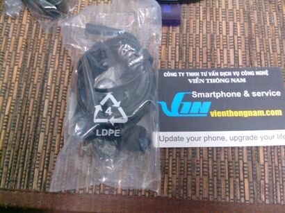 tai-nghe-blackberry-os10